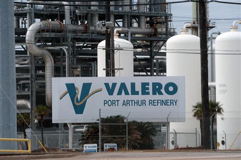 Valero To Shutdown Port Arthur Refinery In Preparation Of Hurricane Laura