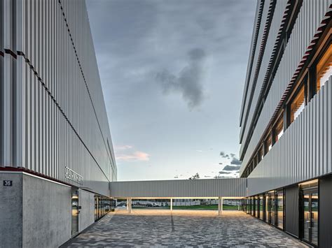 Win4 Sports Centre By Em2n Sports Halls