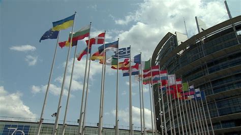 Comisia European Cere Rom Niei M Suri Fiscale Mult Mai Dure Taxele I
