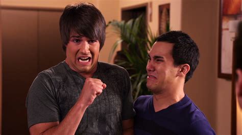 Watch Big Time Rush Season 2 Episode 23: Big Time Single - Full show on