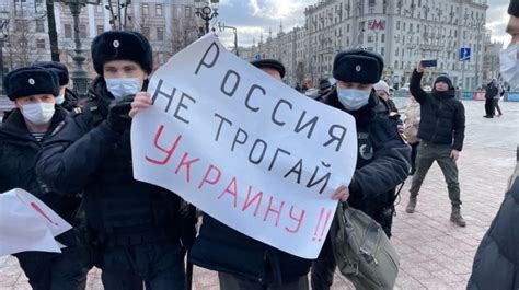 Митинг против войны с Украиной в России в двух городах протестовали