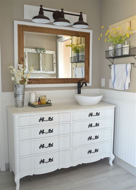 The cabinets, the walls — even the ceiling if you want to really commit. Honest Review of My Chalk Painted Bathroom Vanities