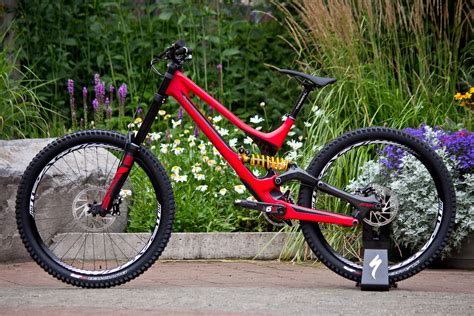Up Close 19 Photos Of The 2015 Specialized S Works Demo Carbon Up