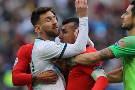 Jun 07, 2021 · gary medel boca juniors bologna. Polémico partido: Pelea entre Gary Medel y Lionel Messi ...