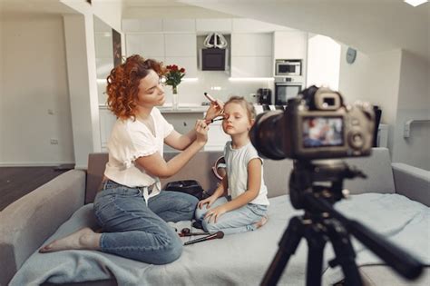 Free Photo Mother With Daughter Shoots A Beauty Blog