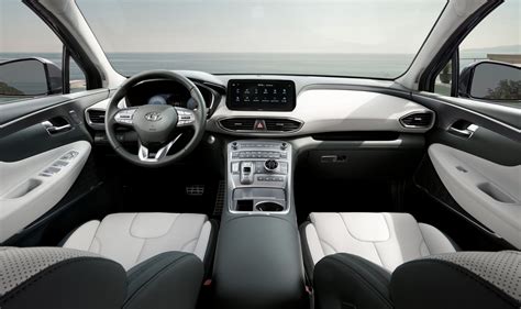 Hyundai Reveals The Redesigned Santa Fe Futuristic Eftm