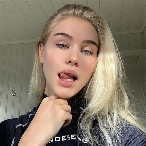 Amalie Snøløs’s Instagram Photo Amalie Snøløs Ash Blonde Hair Colour Girl Face