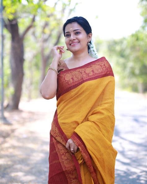 Actress Shruthi Raj Cute Traditional Saree Photoshoot