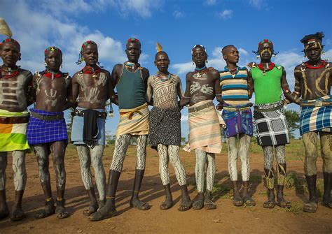 African Tribes That Dont Wear Clothes