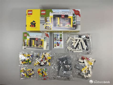 Lego T With Purchase 40528 Lego Brand Retail Store Take The Whole