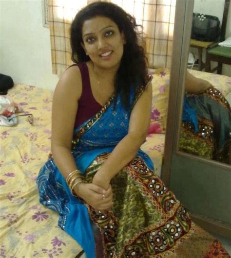 Tamil Village Aunties Hot Photos In Saree Women Indian Saree
