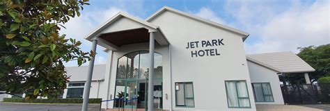 About Jet Park Hotel Hamilton Airport