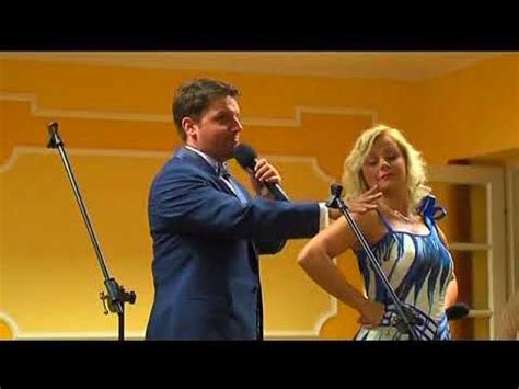 A gundel károly vendéglátóipari és idegenforgalmi szakképző iskolában érettségizett. Szendy Szilvi és Peller Károly Szakályban - YouTube