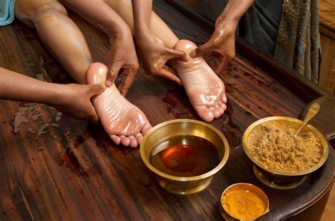 Abhyanga Die Ayurvedische Massage In 10 Schritten Erklärt Ayurvedic