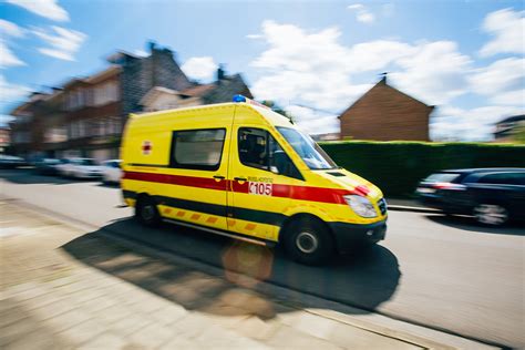 Le service du sang organise de nombreuses collectes de sang partout en wallonie et à bruxelles. Secours d'urgence: une mission essentielle de la Croix ...