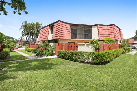Book a room at residence inn west palm beach downtown/cityplace area. 798 West Palm Beach, FL 2 Bedroom Townhouse For Sale