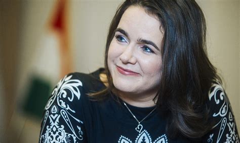 Jun 10, 2021 · novák katalin szól arról is, ha lehetőség lesz rá és a gazdasági növekedés engedi, akkor jövőre visszakapják a befizetett személyi jövedelemadót a gyermekes családok. Novák Katalin: a gyermeknek joga van ahhoz, hogy legyen ...