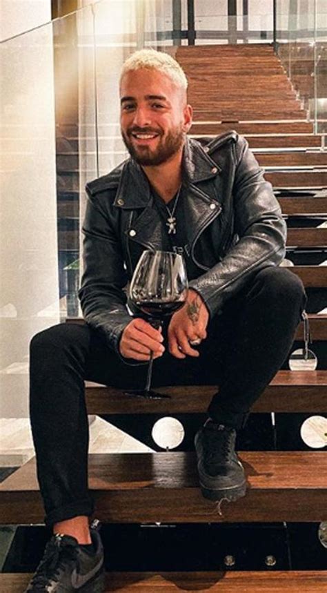 Maluma estrena su video hawái y les contamos quién es la modelo latinx del video, donde un paparazzi los capta en las playas de miami, entérate de los detalles.july 30, 2020. Maluma estrenó su nuevo sencillo 'Hawái' - La Poderosa del ...