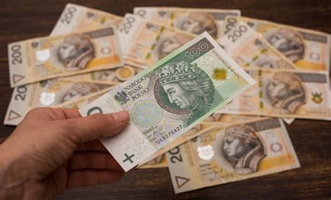 Zobacz ile kosztuje jeden bitcoin i jaki był najwyższy kurs ath. The value of cash in circulation has increased ...
