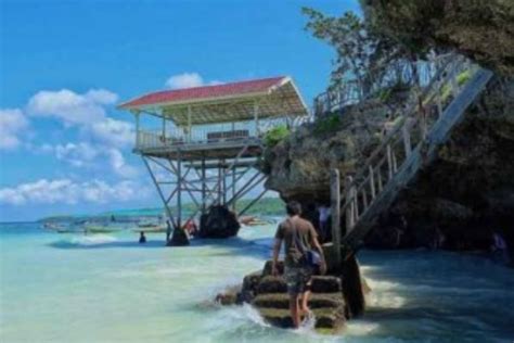 Gambar tentang Pantai Tanjung Bira Sewa Mobil Makassar