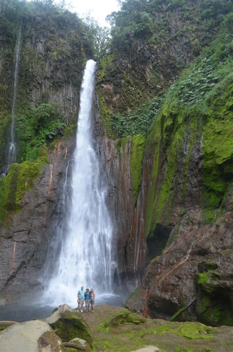 The Biggest Waterfall In Costa Rica Costa Rica