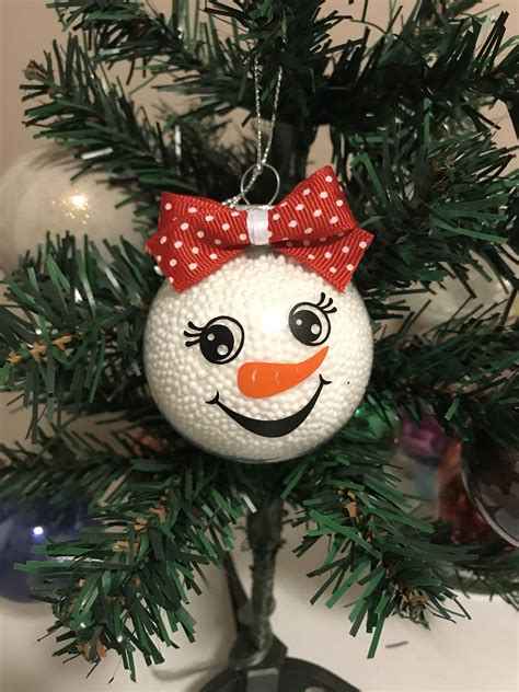Snowman ornament | Diy christmas gifts, Holiday crafts, Christmas projects