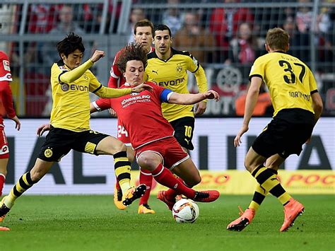 Consulta todos los datos de la bundesliga 2015/2016 con resultados, calendario, clasificación, estadísticas y rankings en as.com. Spielanalyse | Kagawa trifft in die Dortmunder Stille ...