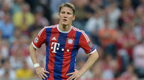 Join facebook to connect with schweinsteiger bayern münchen and others you may know. Bastian Schweinsteiger Bayern Munich Barcelona Champions League 12052015 - Goal.com