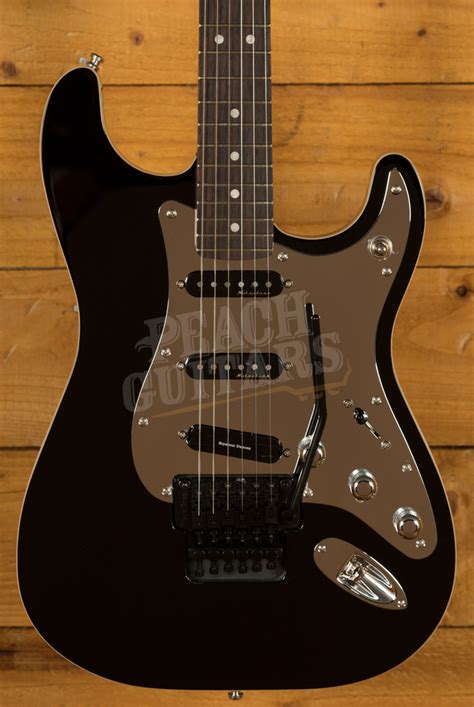 Rosewood, white pearloid dot fretboard inlays, neck profile: Fender Tom Morello Soul Power Strat - Peach Guitars
