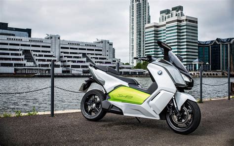 Bmw C Evolution Electric Maxi Scooter Debuts Worldwide