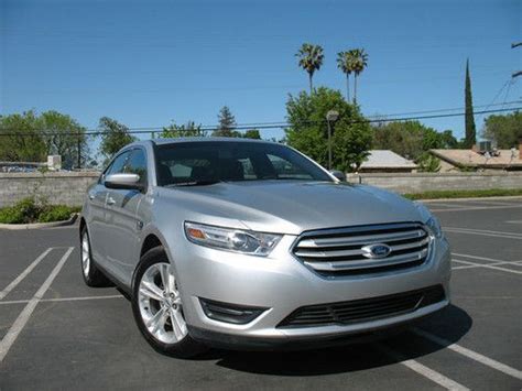 Purchase Used 2013 Ford Taurus Sel Low Miles Best Deal On Ebay