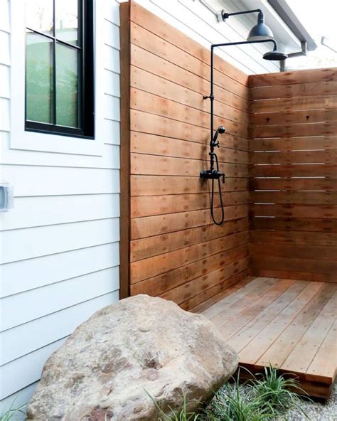 21 Refreshingly Beautiful Outdoor Showers I Bet Youd Love To Step Into Outdoor Shower