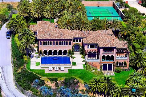 Cher Italian Renaissance Style Mansion Overlooking The Pacific Ocean In