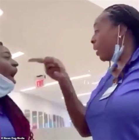 Shocking Moment Two Female Nurses Wrestle On The Ground During Brawl In Hospital Café Scoopy Web