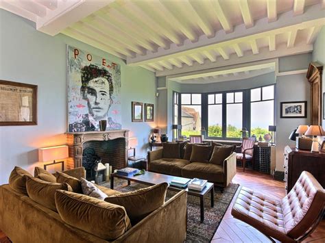 Hôtel du baron de castille 2 pl de l evêché 30700 uzès. Hei! 28+ Grunner til Agence Emile Garcin: Emile garcin a ...