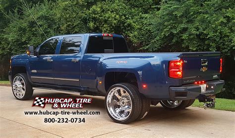 American Force Raptor Polished Rims And Spiked Lugs Chevy Silverado