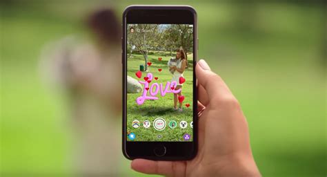 Snapchat Introduces New 3d Augmented Reality Emoji For Videos Phandroid