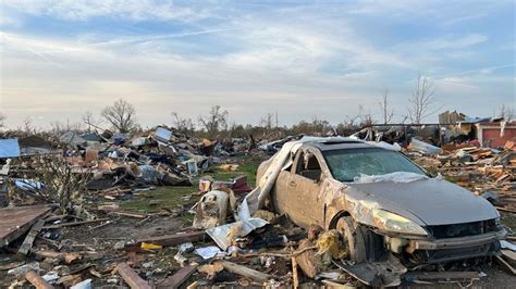 Us Tornado Photos Show How Deadly Storm Has Reduced Buildings To