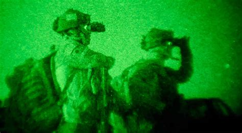 How Night Vision Systems Work Geekswipe