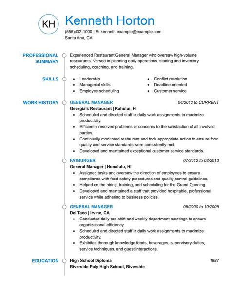 What resume format will shed light on your strengths and draw attention away from your weaknesses? Take A Look At This Restaurant Server Resume Example