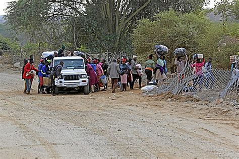 South Africa Accuses Zimbabwe Military Of Aiding Illegal Border