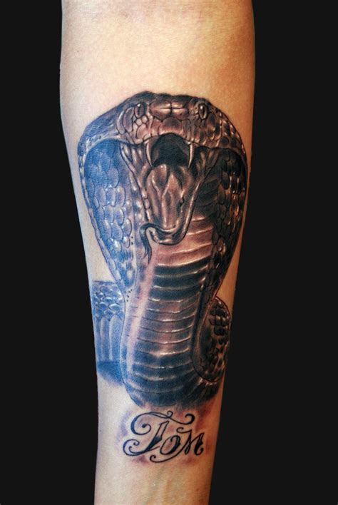 Tatuagens do mundo inteiro filtradas por partes do corpo, estilos e temas. Cobra tattoo | Tattoo by Charlie - Leading Light,Norway. | Chavdar Dobrev | Flickr