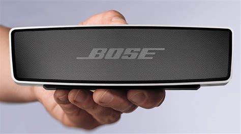 Watch the lights on the soundlink mini. You Cant Live Without: A Bose SoundLink Mini