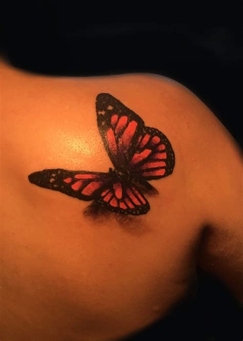 Luctor et emergo (struggle and. Butterfly tattoo - 3d - shoulder- pink monarch | Butterfly ...