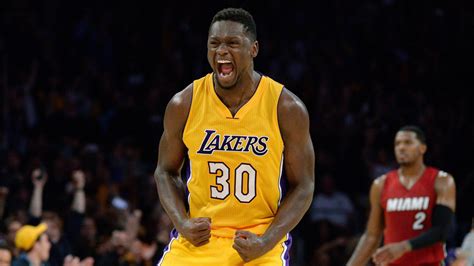 Check out current new york knicks player julius randle and his rating on nba 2k21. Julius Randle: Lakers forward fined $15,000 for obscene gesture - Sports Illustrated