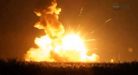Unmanned Rocket Bound For Iss Explodes On Takeoff Pbs Newshour