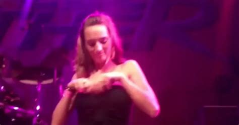 Hot Rock Chick Sends Crowd Wild By Flashing Boobs During Gig Daily Star