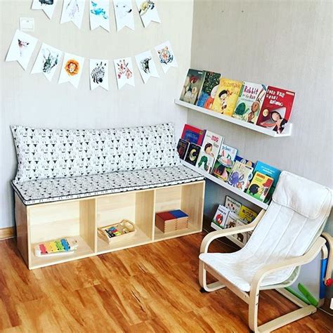 Reading Corner In A Montessori Playroom Gyerekszoba