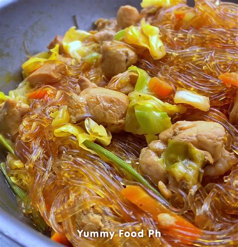 Chicken Pancit Sotanghon Guisado Recipe