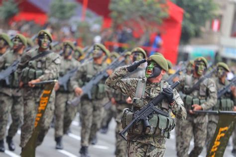 Día Del Ejército Del Perú “juntos Hacia La Misma Meta Sigamos Avanzando”
